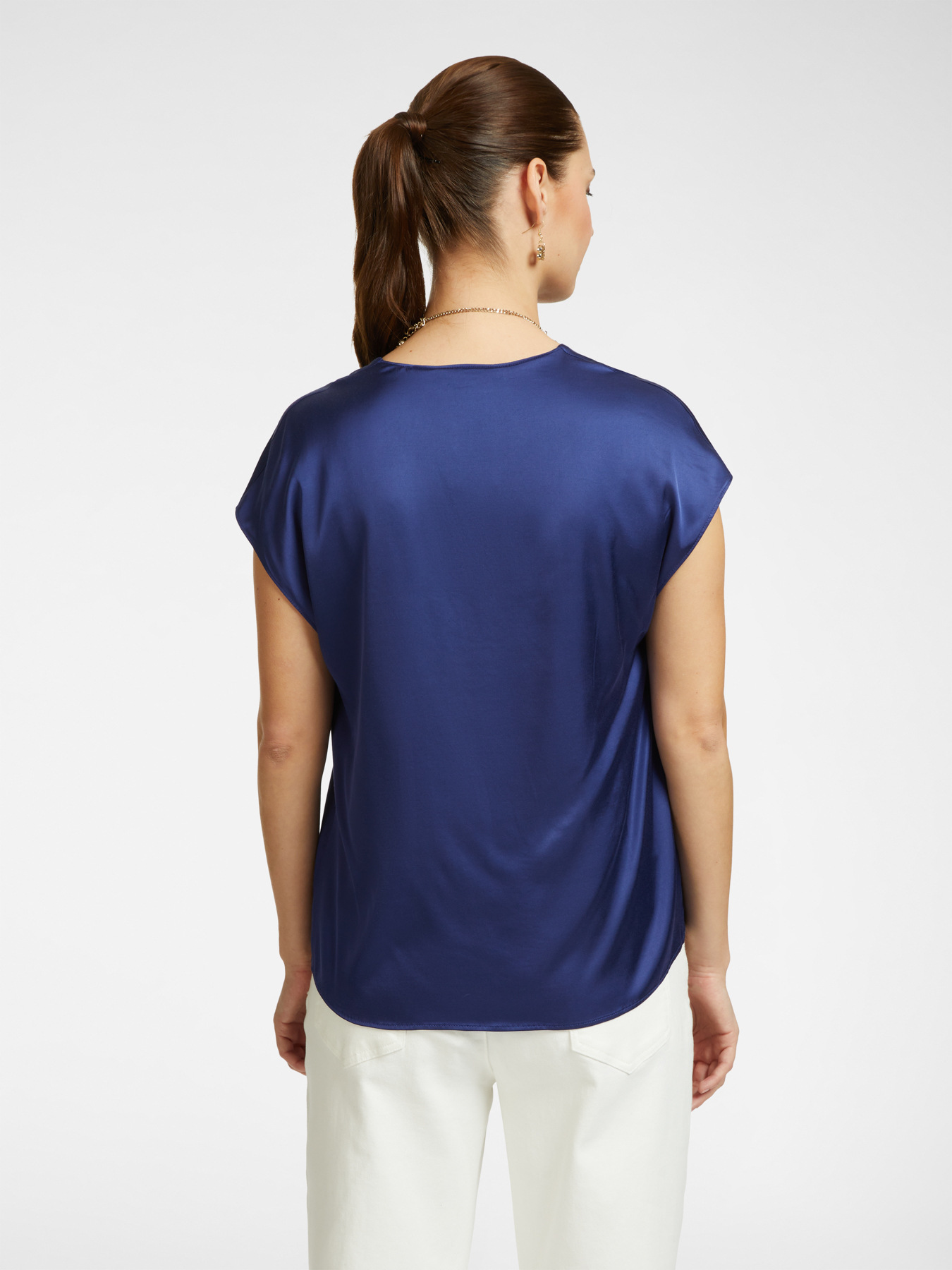 Blusa in raso con scollo a V image number 1