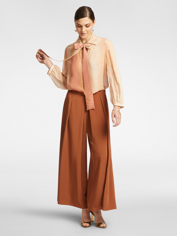 Pantaloni ampi cropped con pieghe