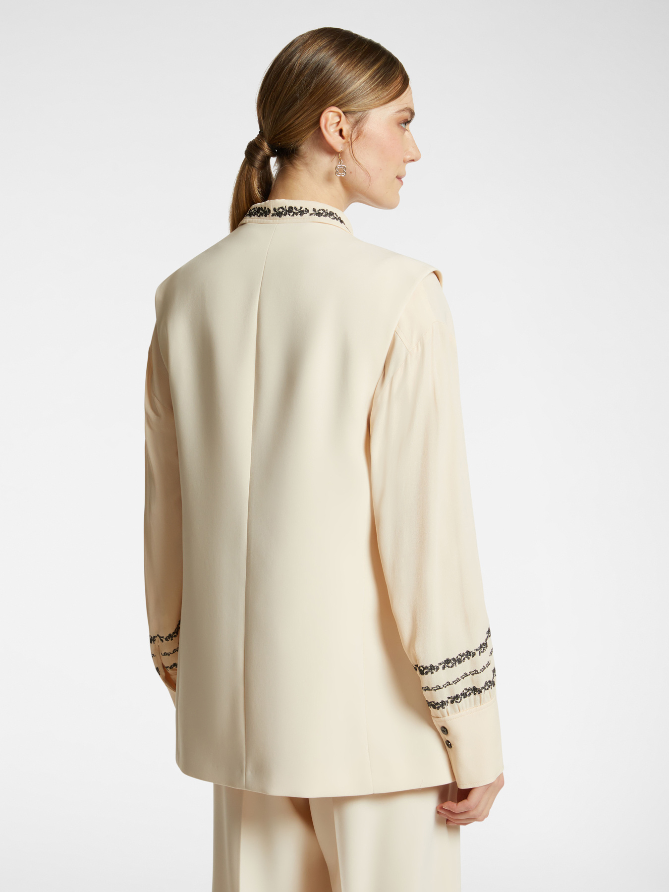Blazer senza maniche in crepe cady image number 1