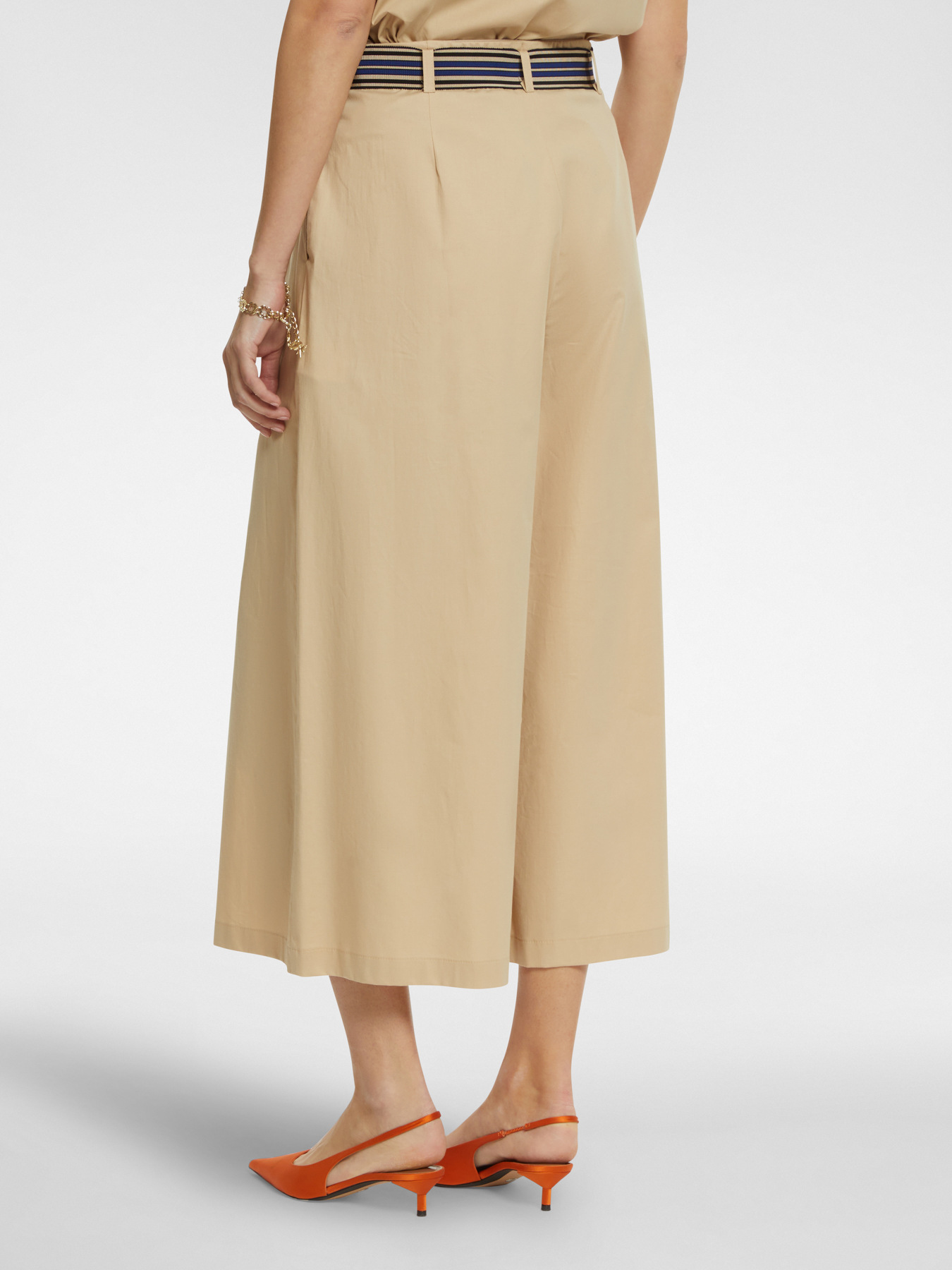 Pantaloni ampi con cintura a righe image number 1