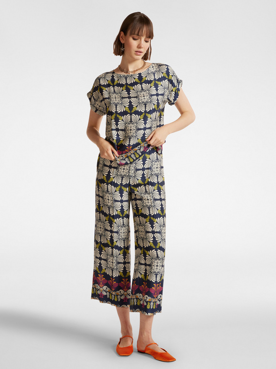 Pantaloni cropped stampati
