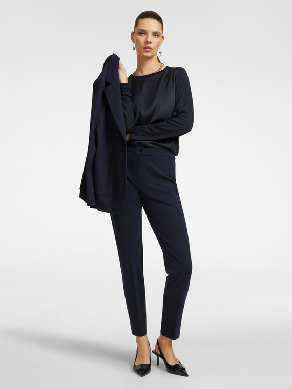 Pantaloni slim fit in punto Milano