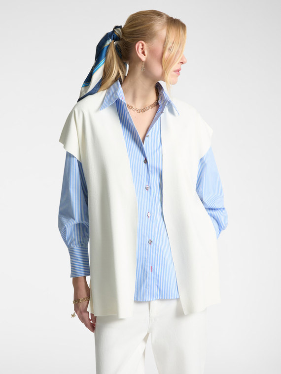 Gilet lungo con maniche corte