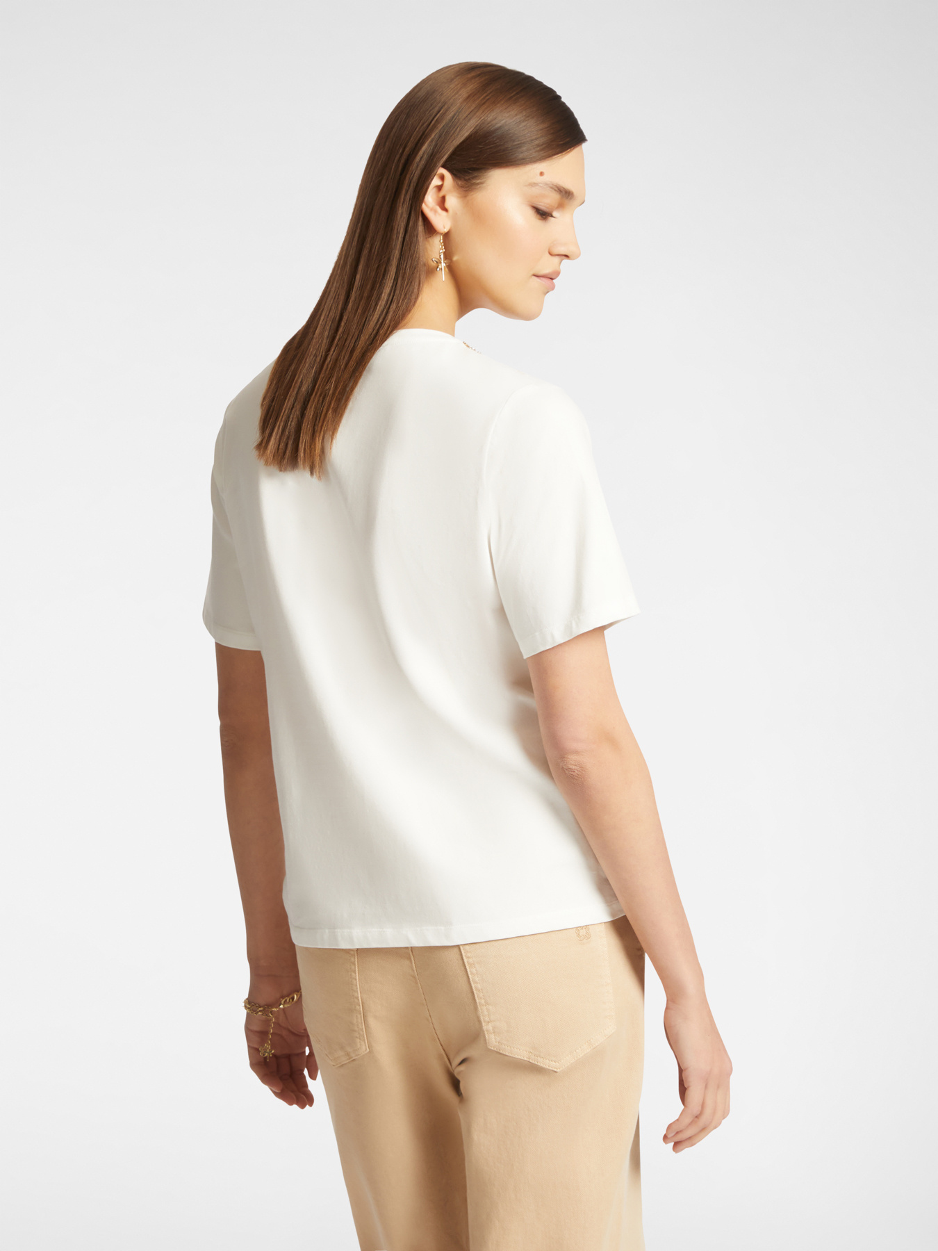 T-shirt ricamata image number 1