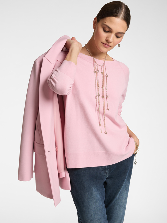Maglia con scollo a barchetta