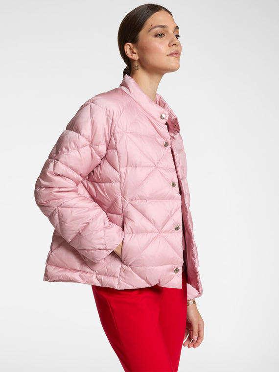 Piumino leggero in nylon riciclato