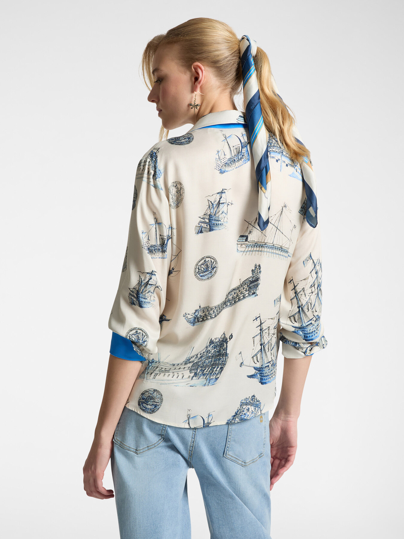 Camicia dalla stampa veliero image number 1