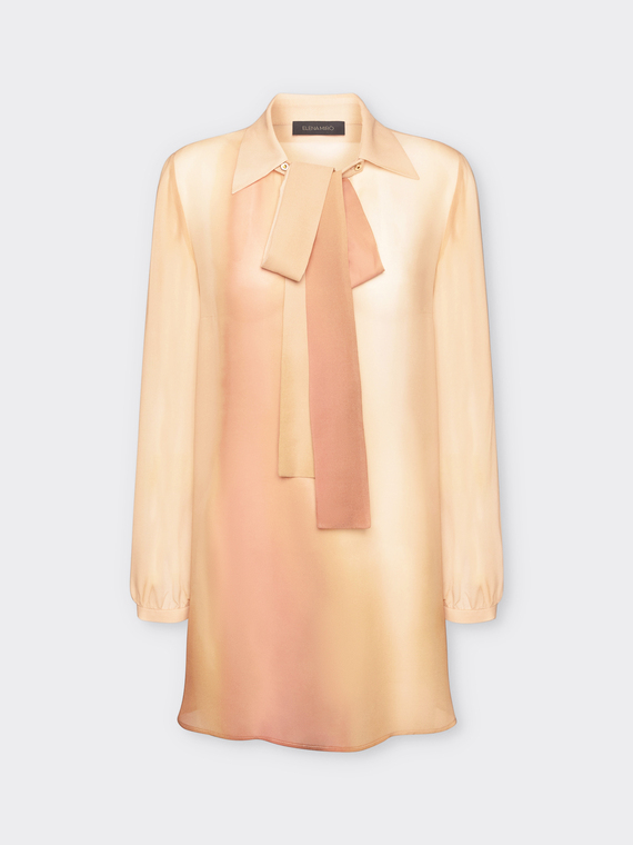 Blusa in raso di colore sfumato