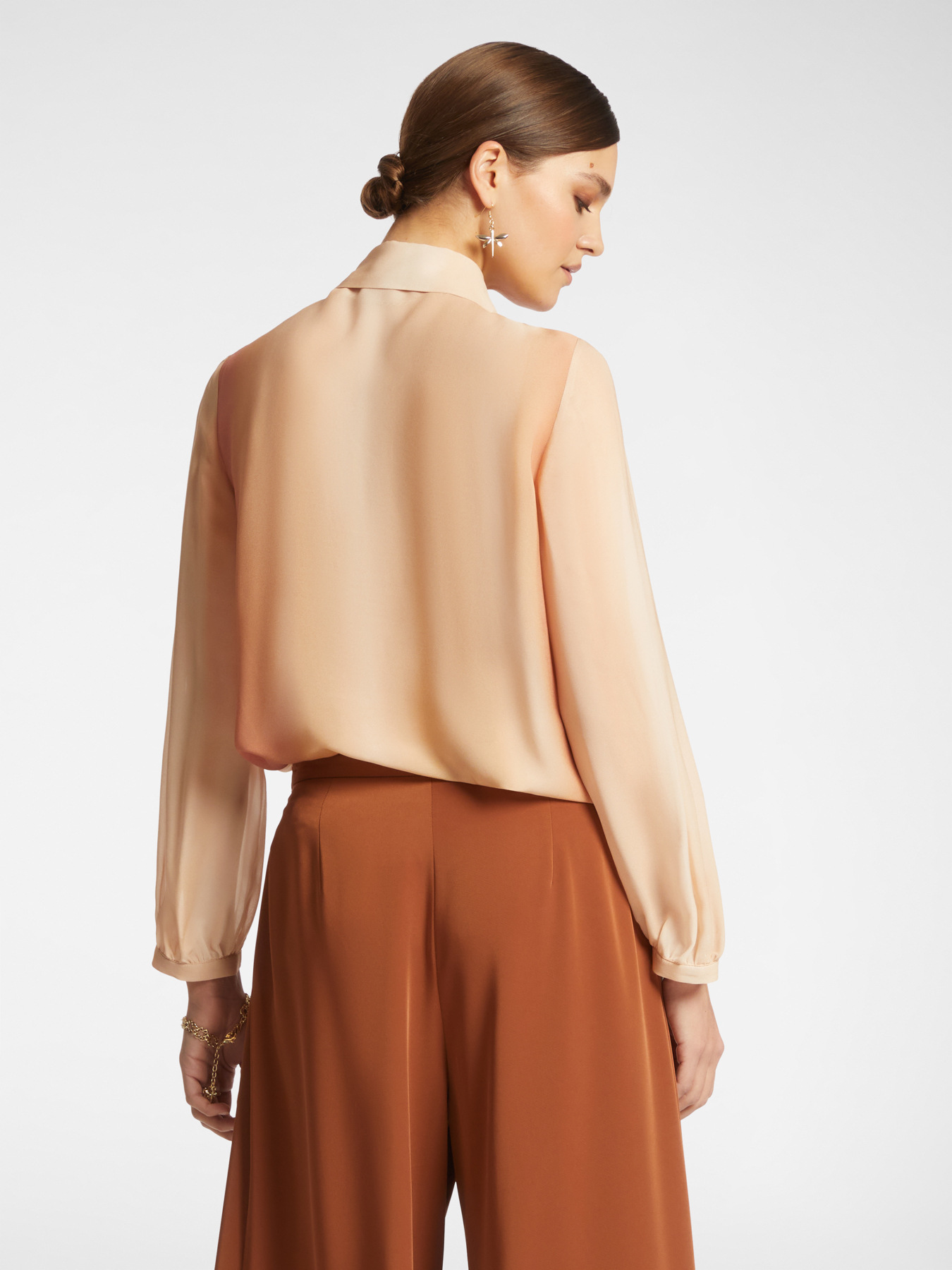 Blusa in raso di colore sfumato image number 1