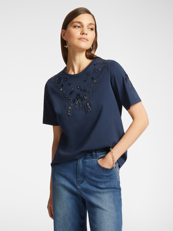 T-shirt ricamata