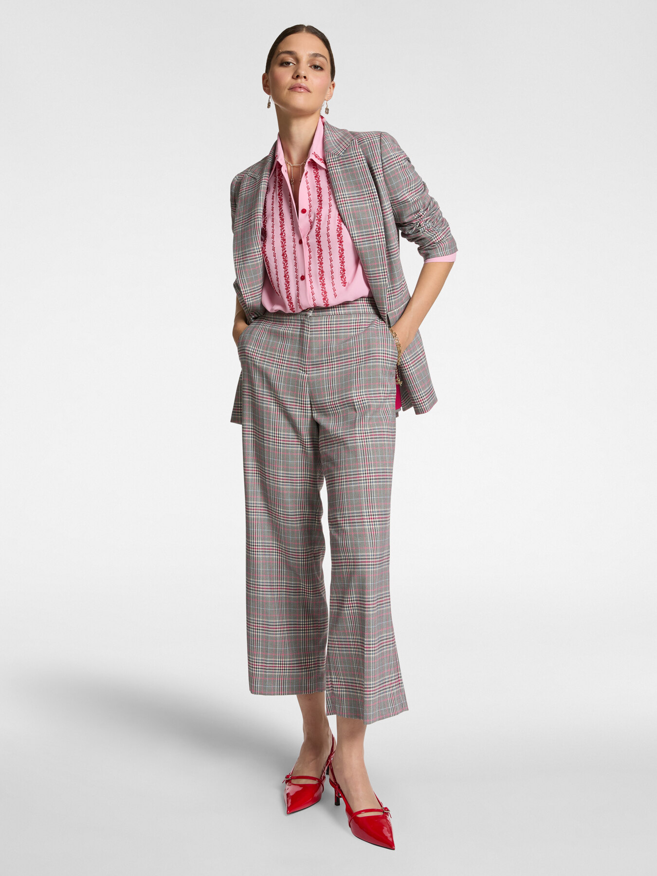 Pantaloni in Galles image number 0