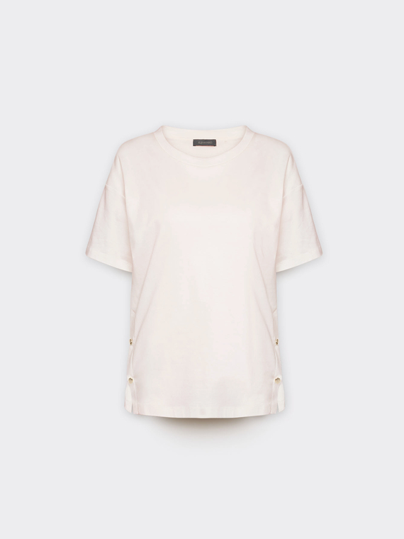 T-shirt con bottoni sugli spacchi