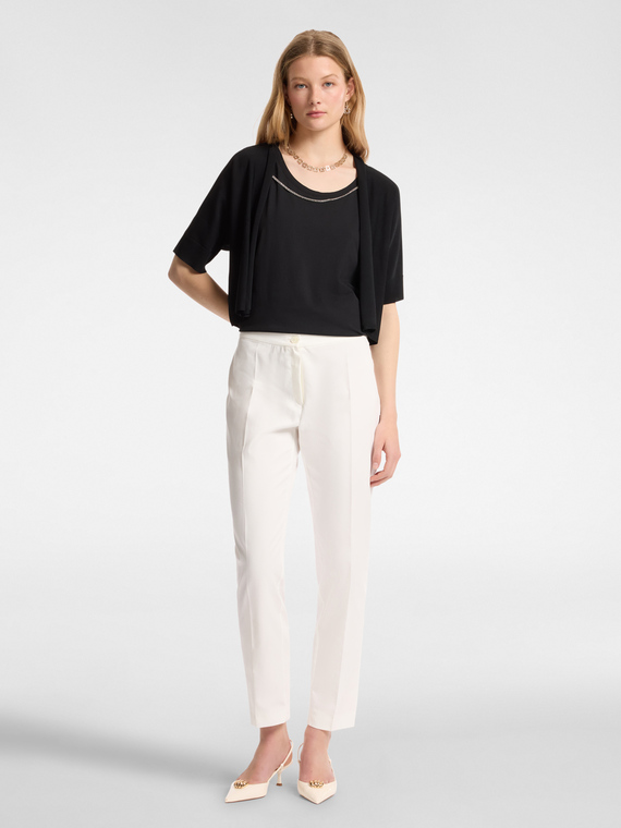Pantaloni dritti