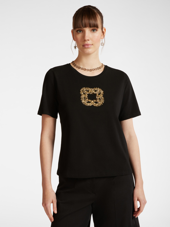 T-shirt con ricamo