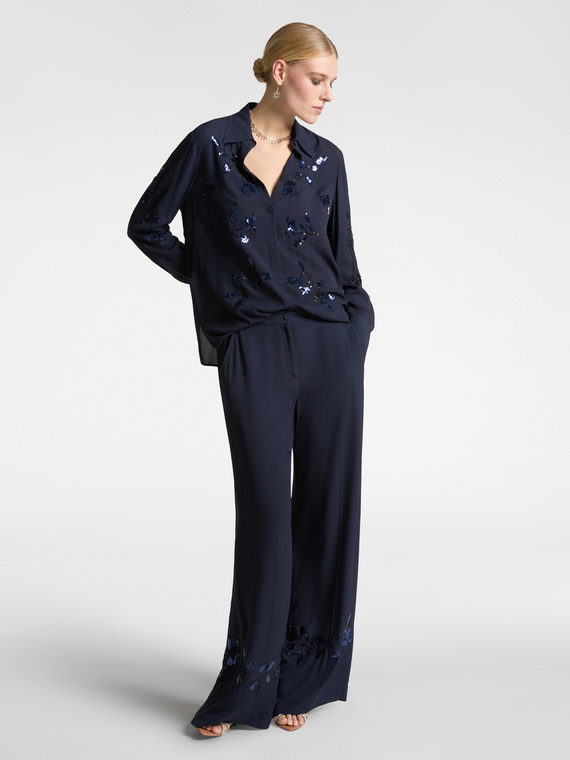 Pantaloni ricamati