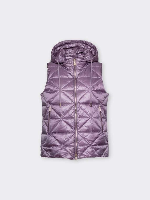 Lightweight sleeveless down jacket