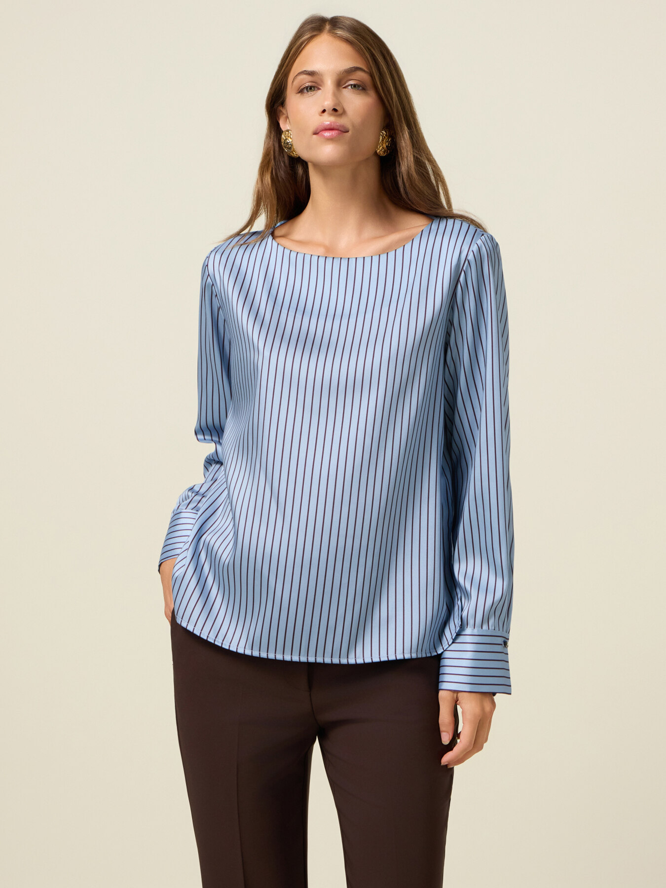 Blusa in raso a righe image number 5