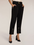 Pantalones carrot con cremallera en el bajo image number 2