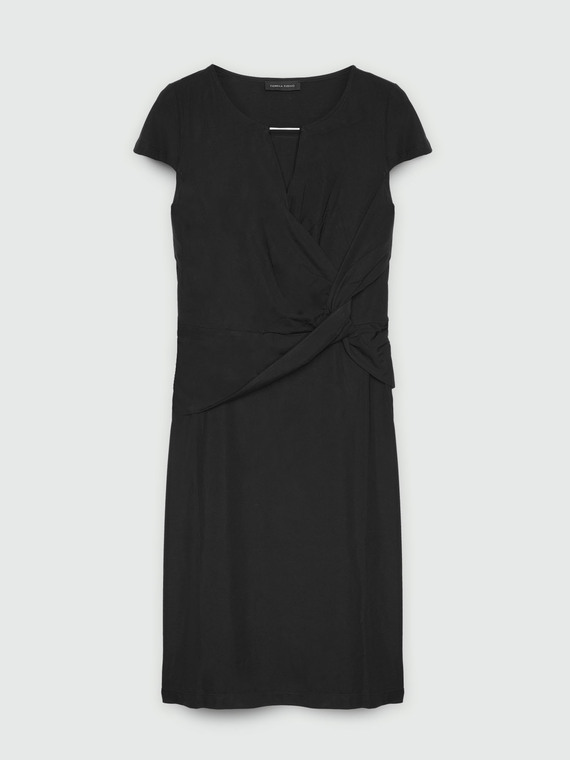 Robe en jersey avec noeud sur le côté