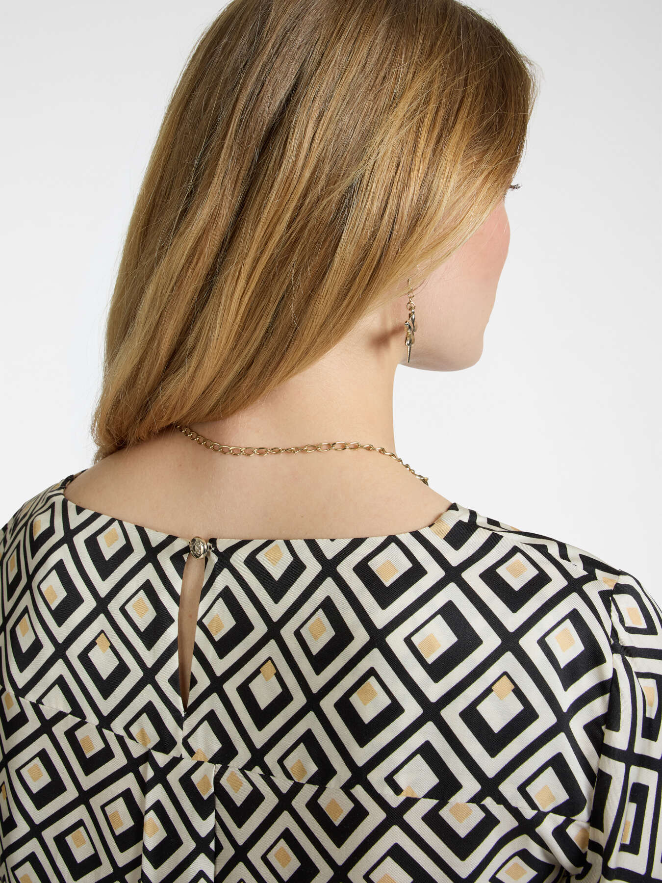 Blusa stampata image number 2