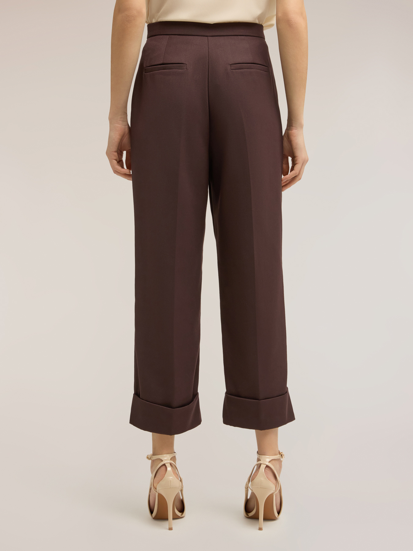 Cropped pants with cuff image number 1