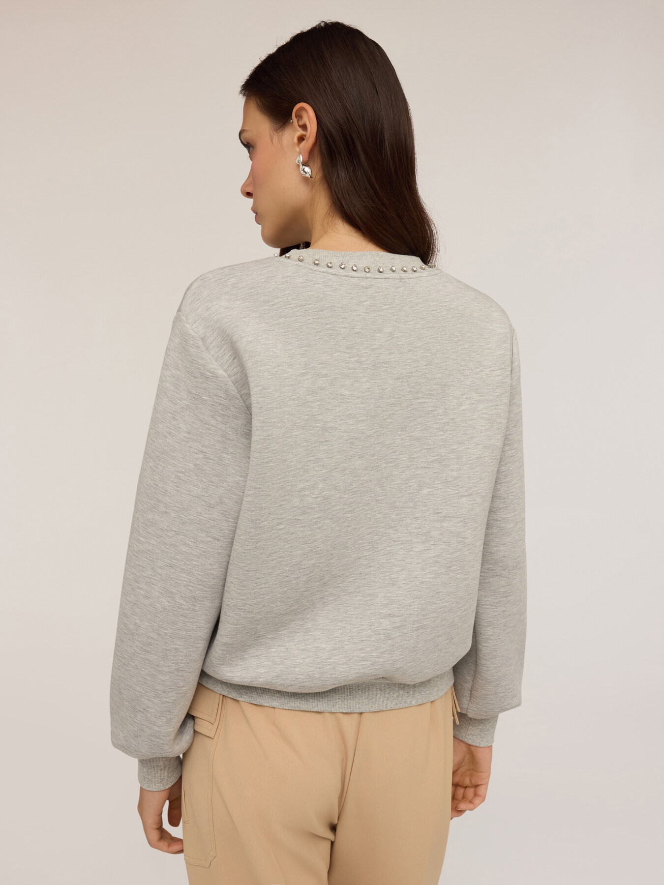 Scuba-Sweatshirt mit Steinbestickung image number 1