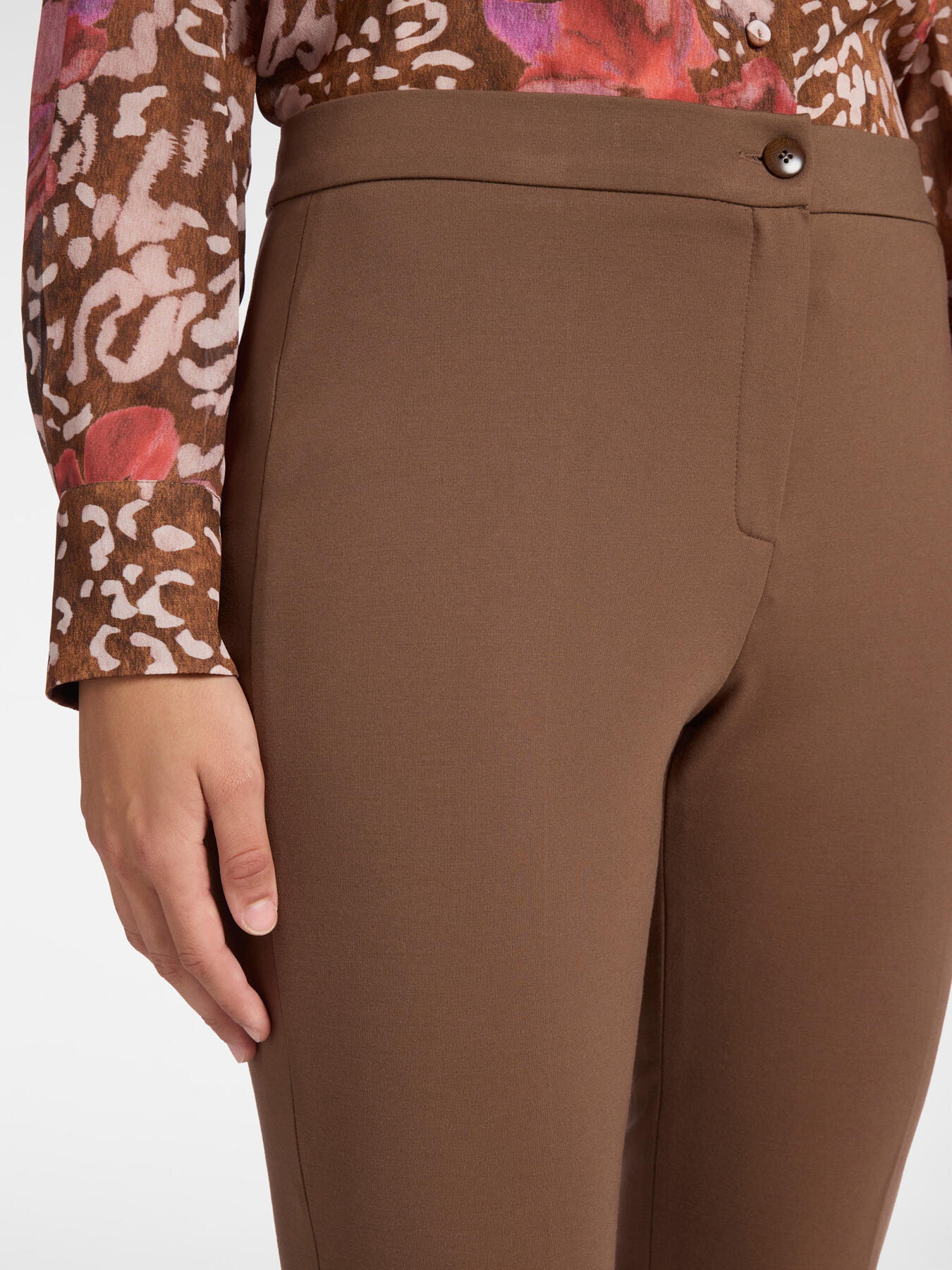 Slim-fit trousers in Milanese stitch image number 3