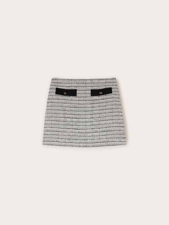 Jupe courte en tweed teint en fil
