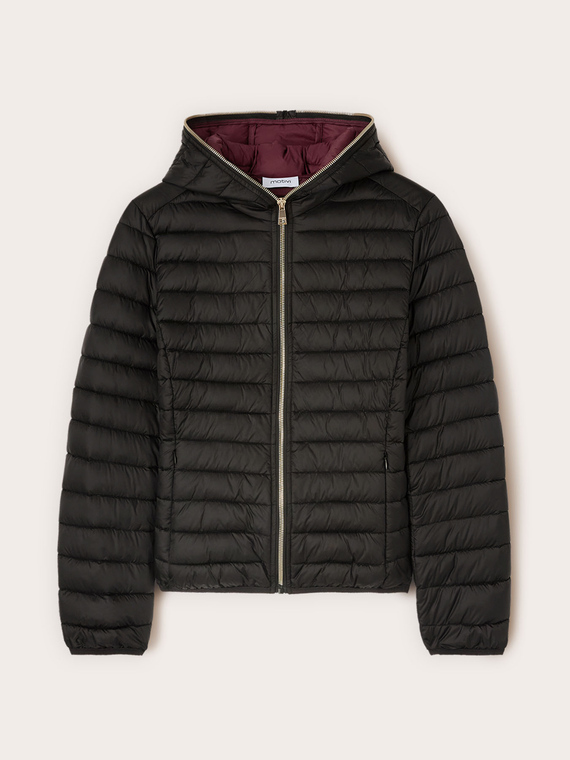 Lightweight hooded down jacket