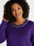 T-shirt with embroidered neckline image number 4