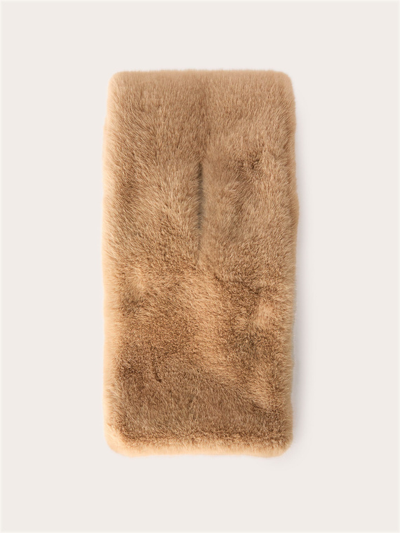 Soft plush effect scarf