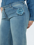 Jeans Wide Leg con spilla floreale image number 3