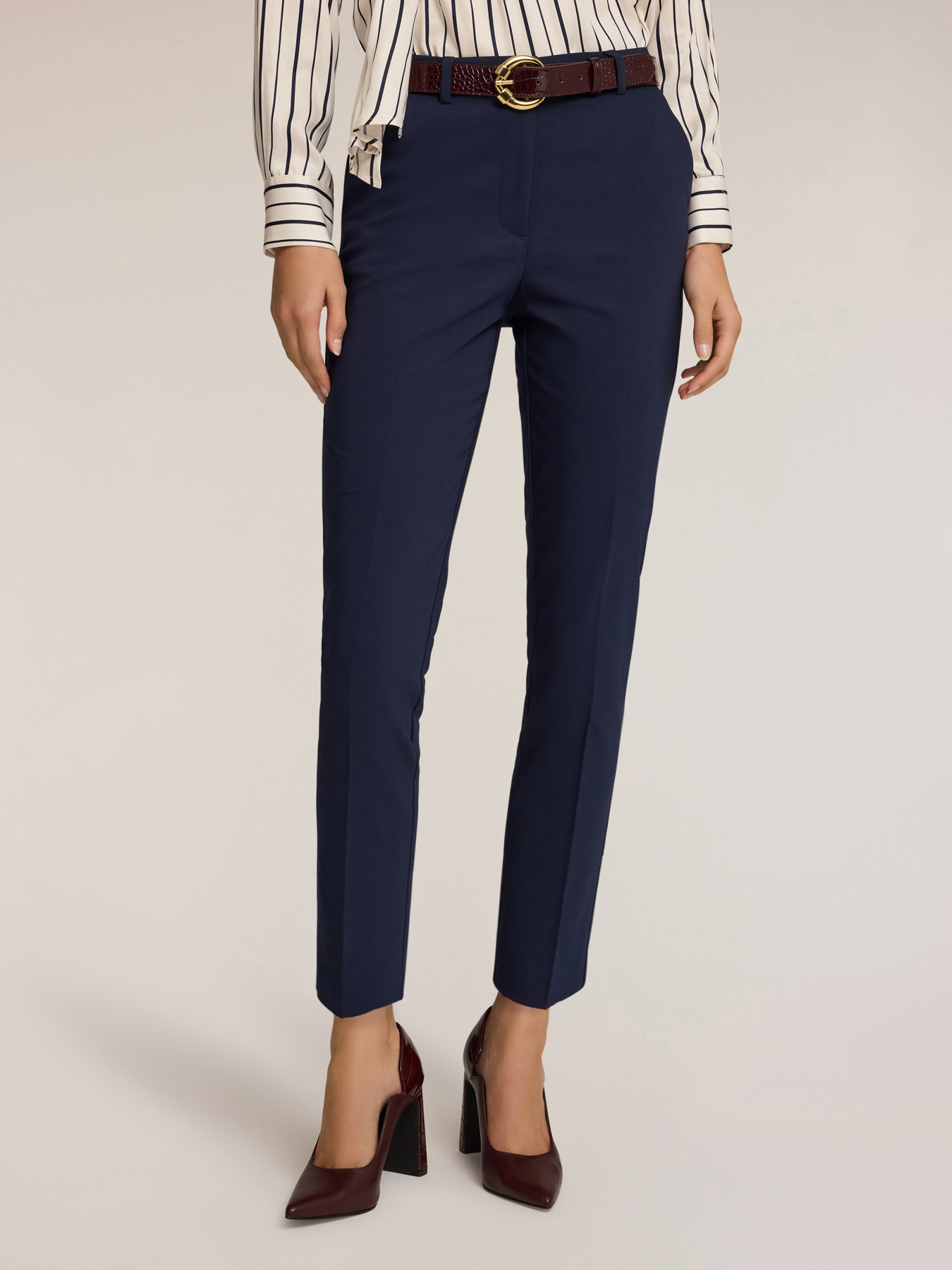 Pantaloni regular image number 2