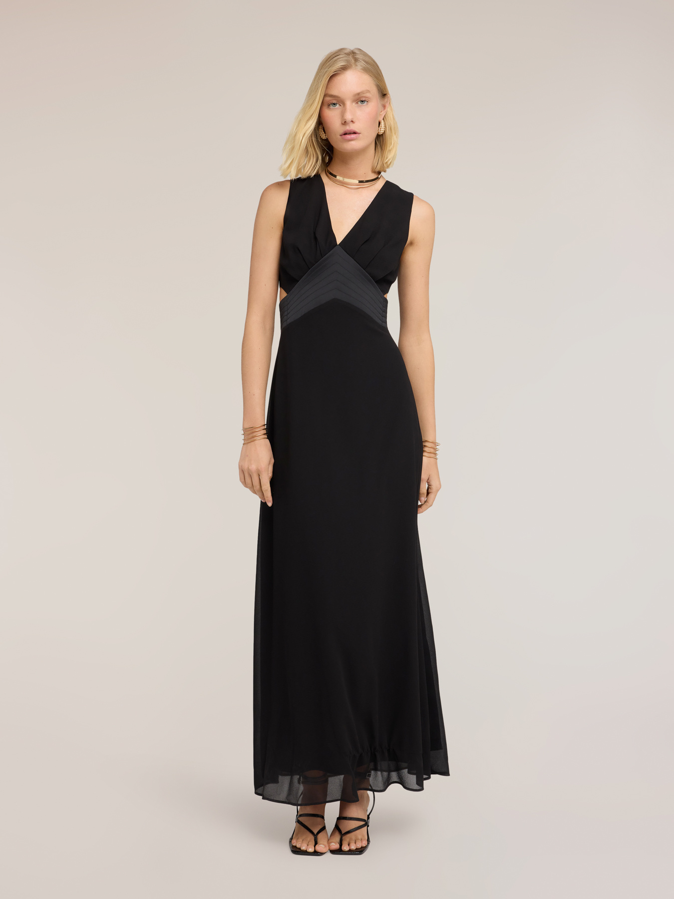 Rochie lungă din georgette cu decupaje image number 2