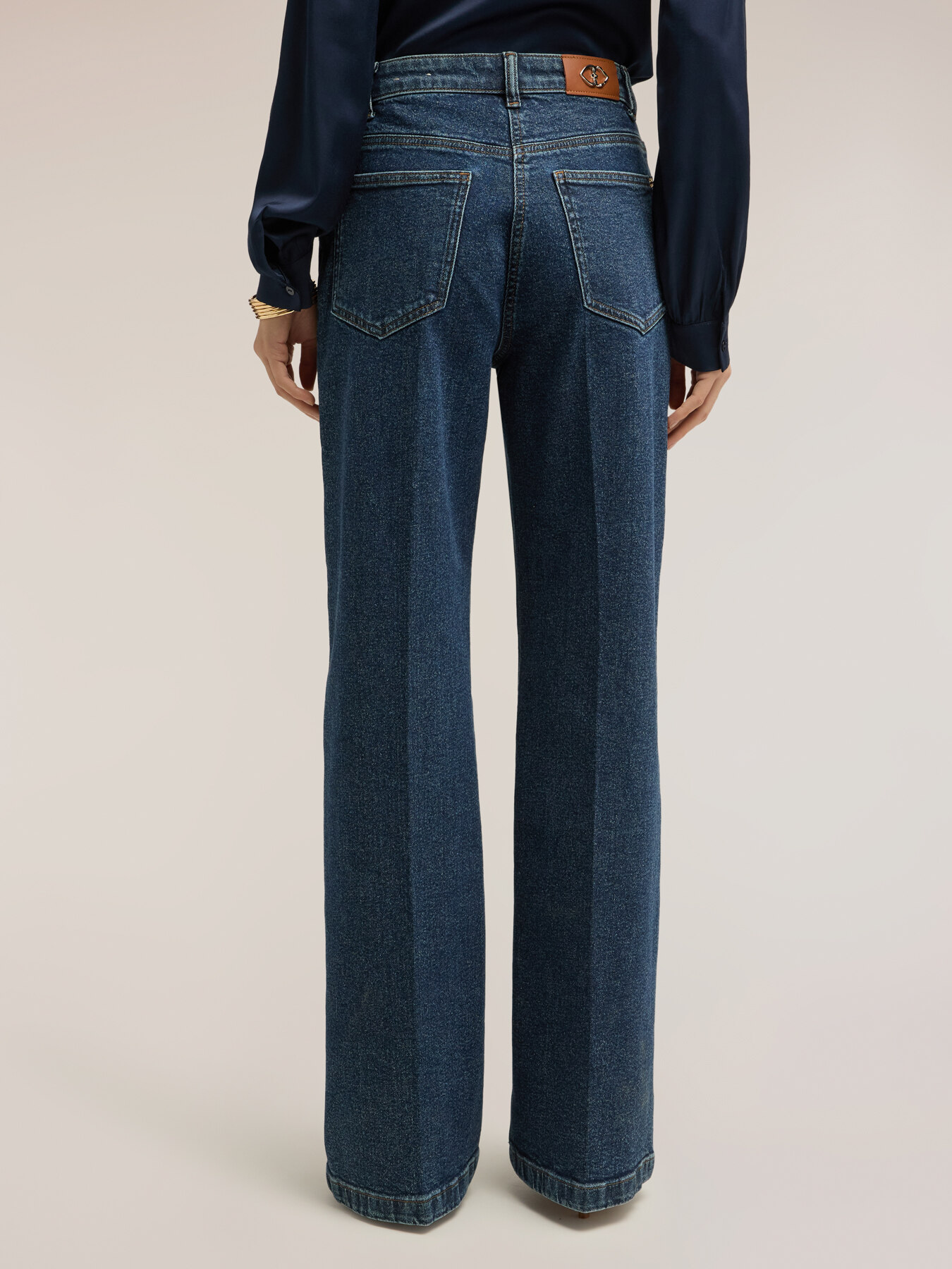 High-waisted palazzo jeans image number 1