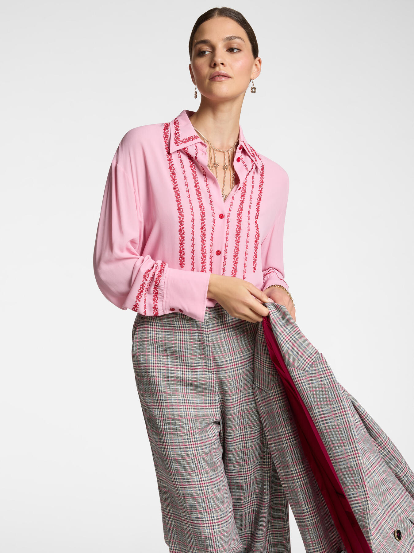 Chemise brodée image number 0