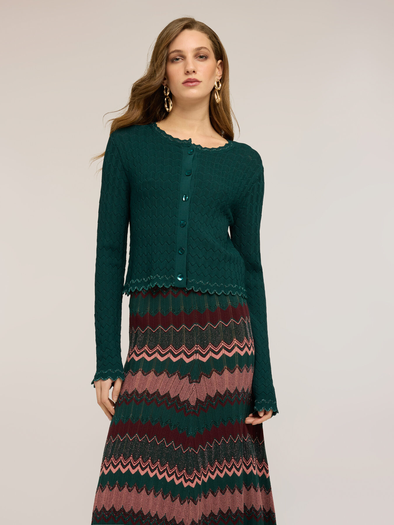 Short lace-effect knit cardigan image number 3