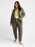 Pantaloni Carrot Fit image number 3