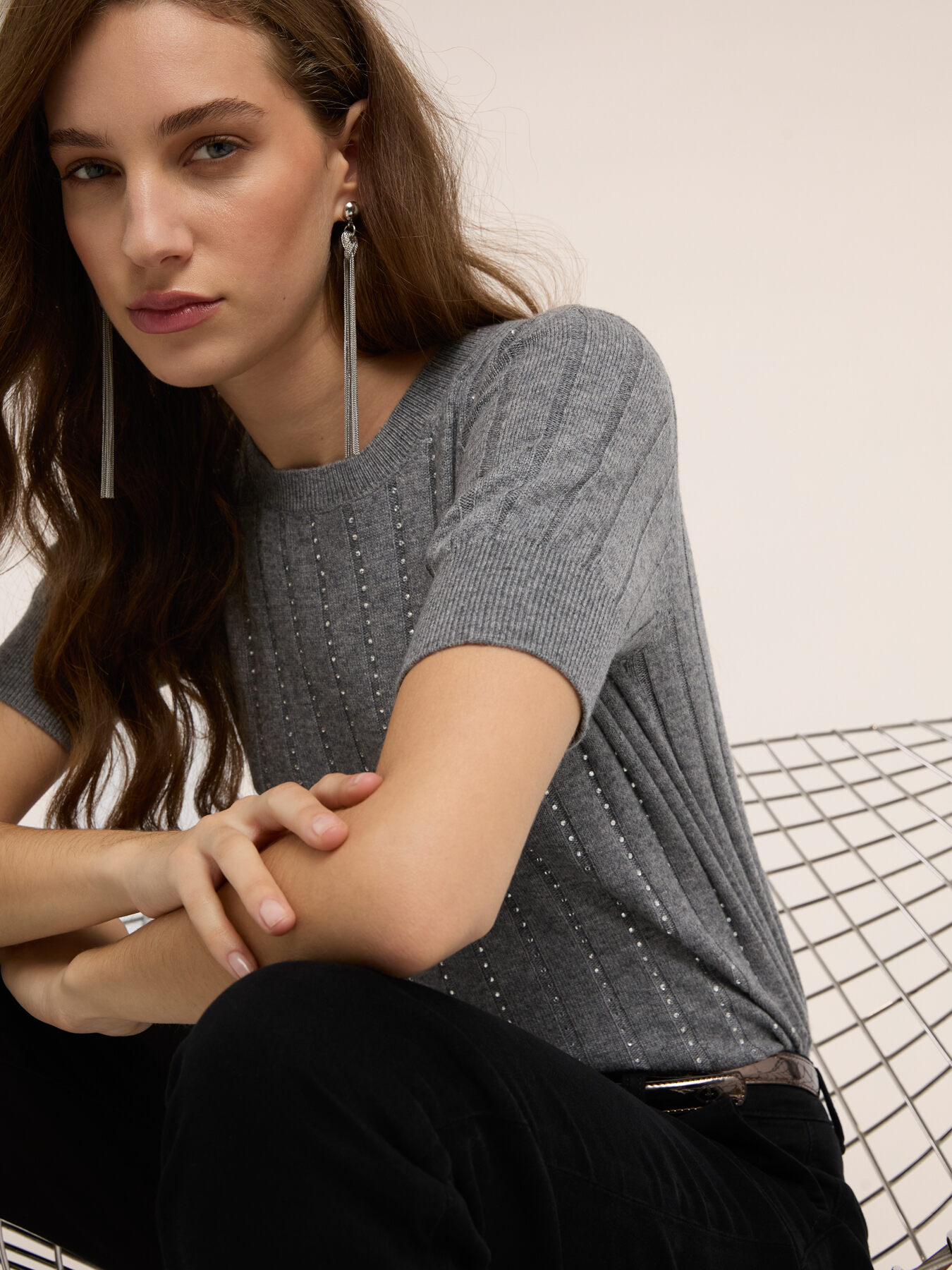 Maille c&ocirc;tel&eacute;e avec rang&eacute;es de strass image number 3