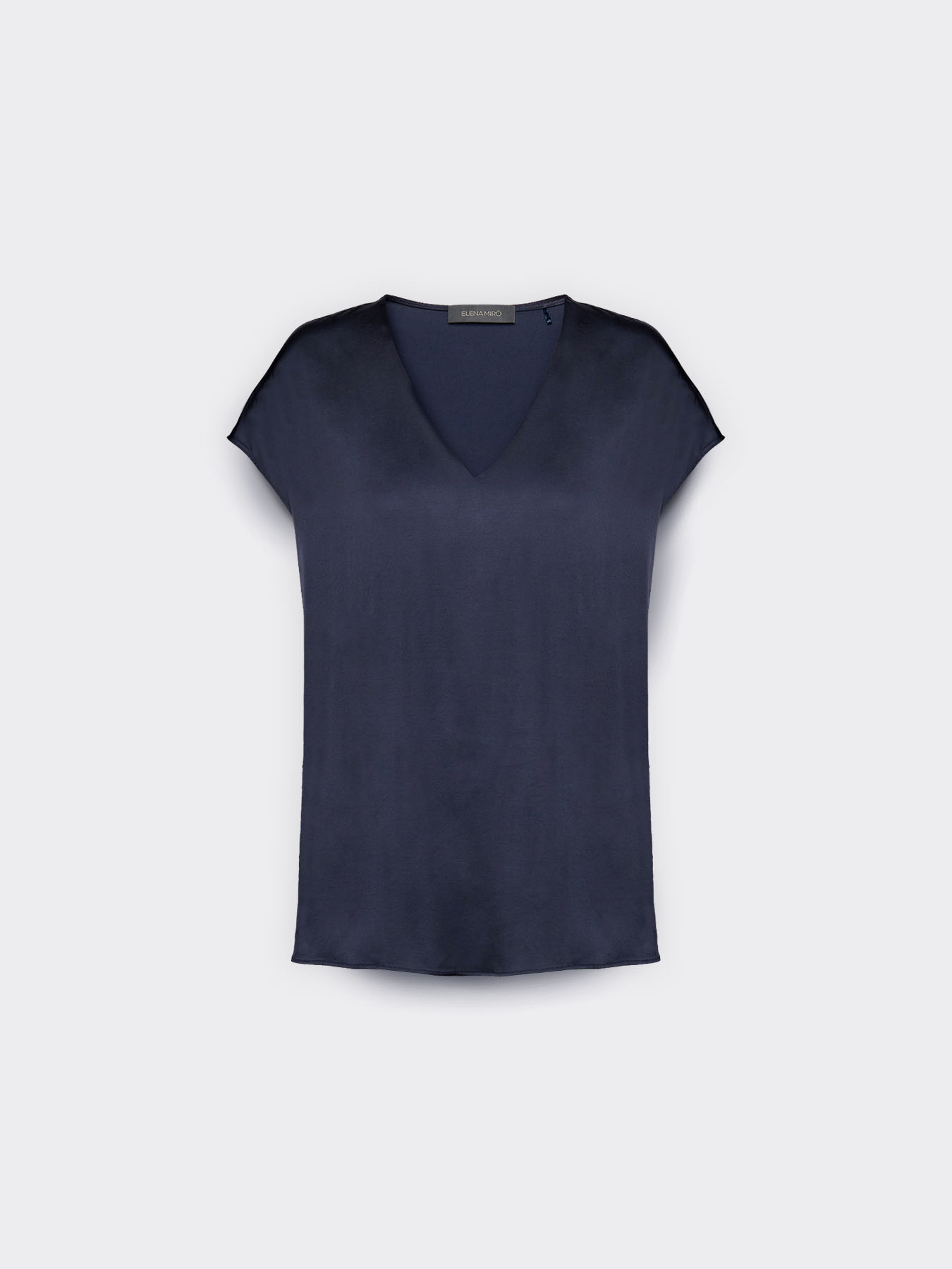 Blusa in raso con scollo a V image number 4