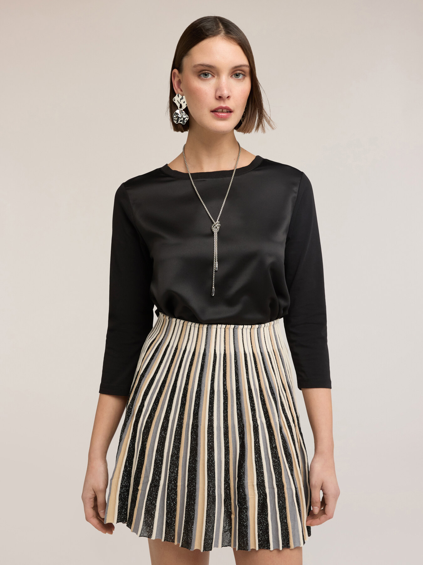 Two-material T-shirt image number 0