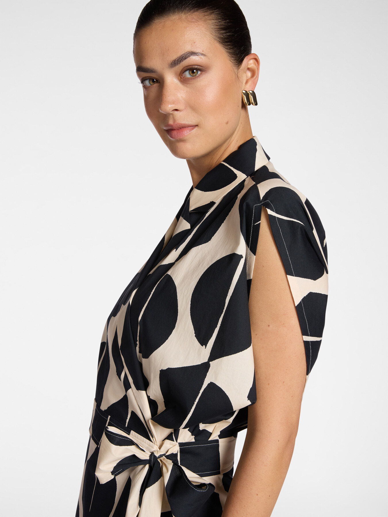 Printed dress image number 2