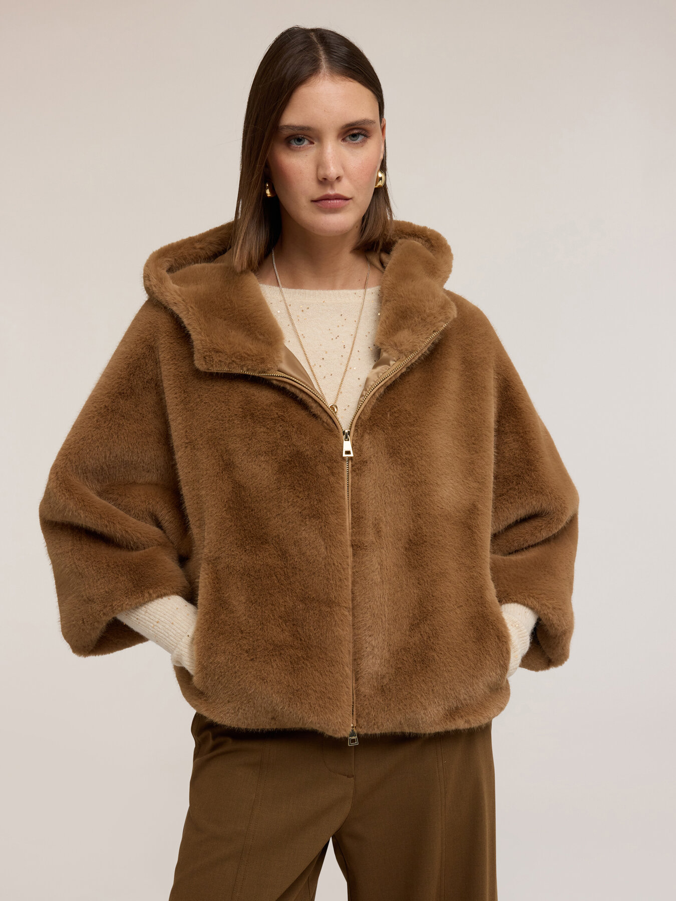 Hooded cape with plush effect image number 0