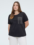Cotton t-shirt with decorated pocket image number 3