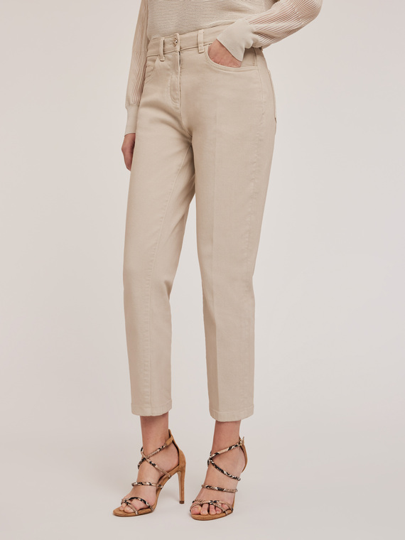 Pantaloni carrot in drill Rianne