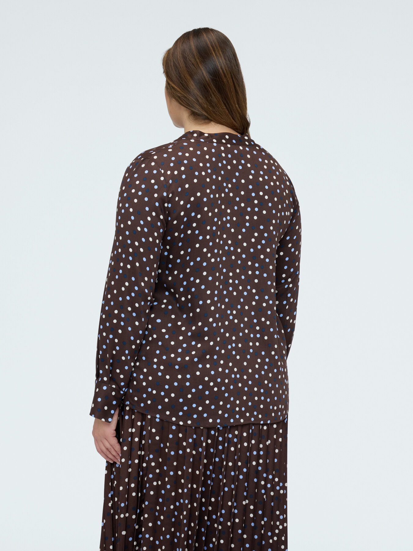 Polka dot blouse in viscose satin image number 1