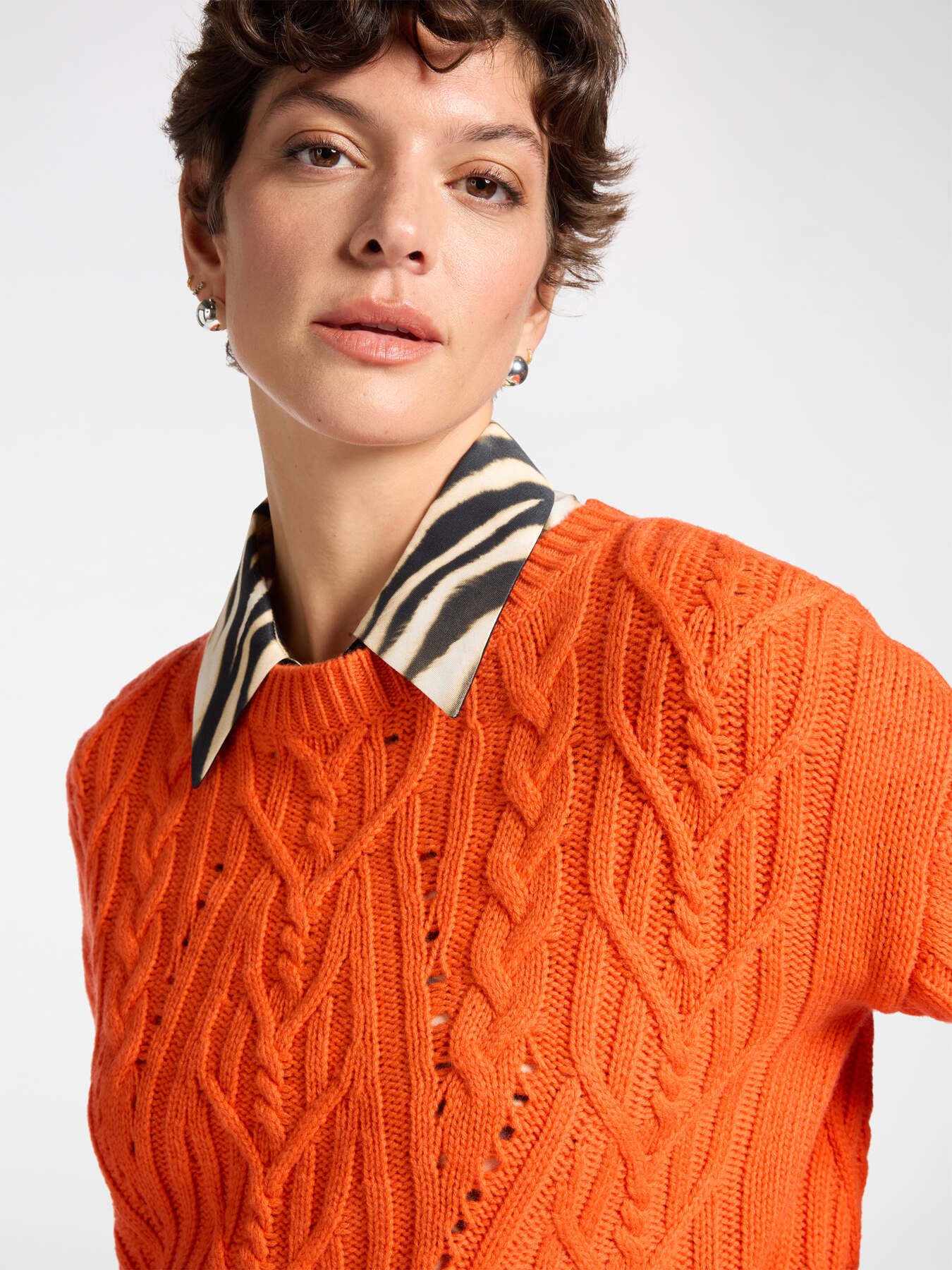 Wool sweater with workmanship image number 2