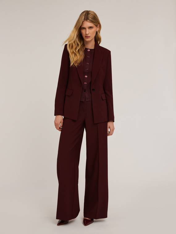Dreidimensionaler gerippter Cardigan