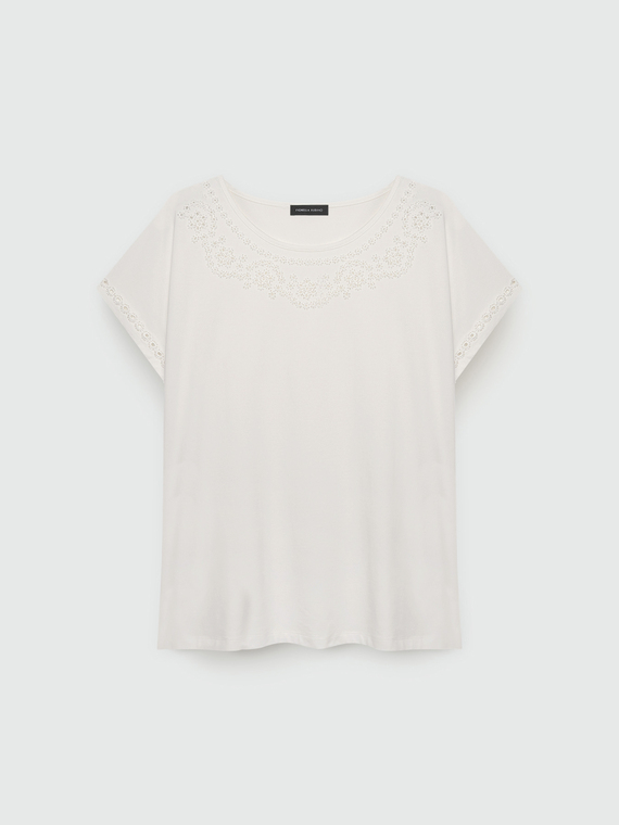 T-Shirt mit Stickerei
