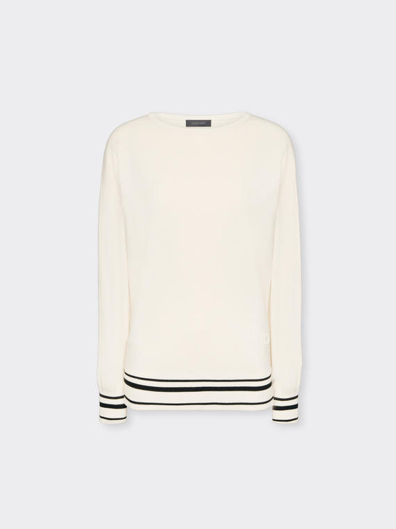 Pullover mit gestreiften Kanten